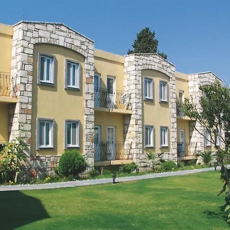 Parilti Hotel